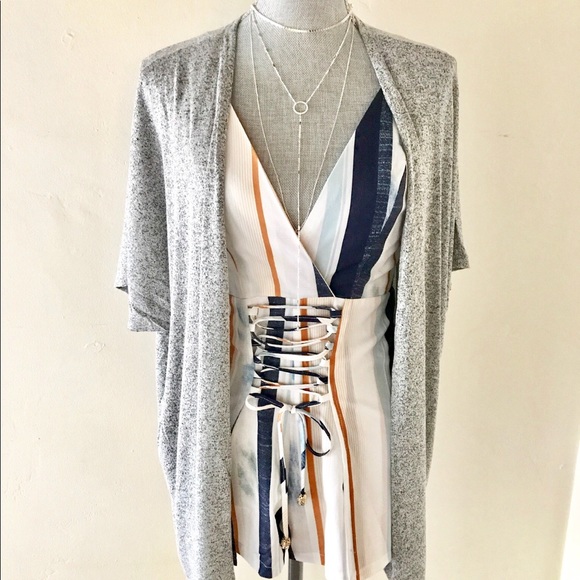 Last One! MIA -Stunning Vibrant Tie-up Romper - Picture 5 of 7